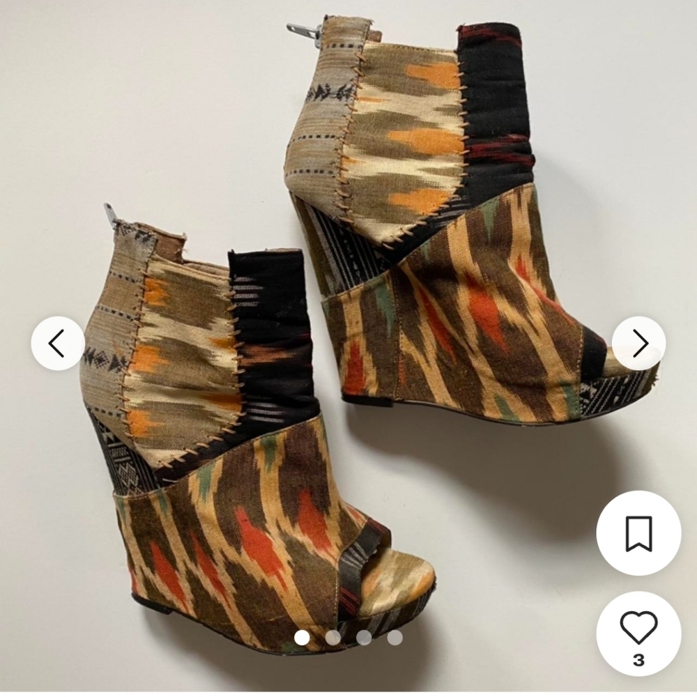 ALDO Wedge Bootie - Picture 2 of 7